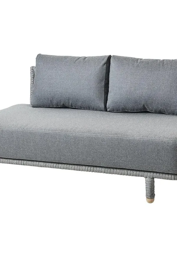 Klassisk soffa 2025 från Cane-Line.