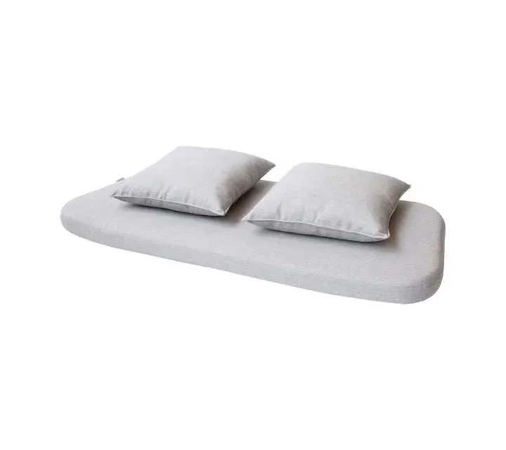 Riktigt fin bänk 2025 från Cane-Line.