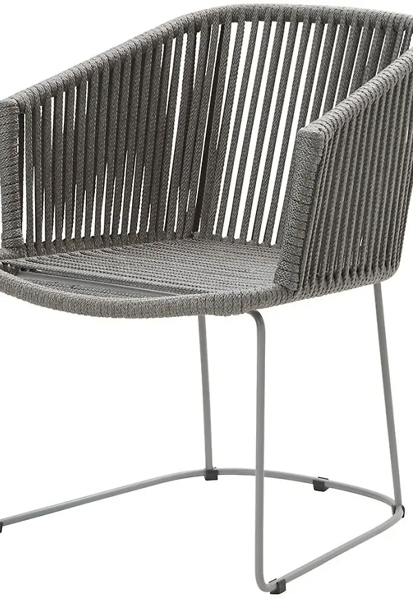 Fin Stol som passar bra vid många olika tillfällen.