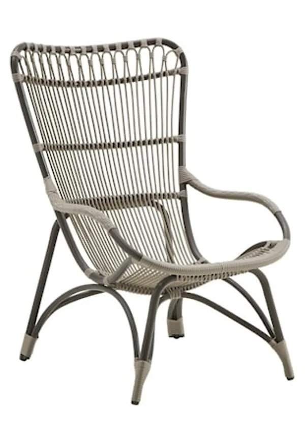 Riktigt trendig aluminiumutemöbel i brunt från Sika Design.