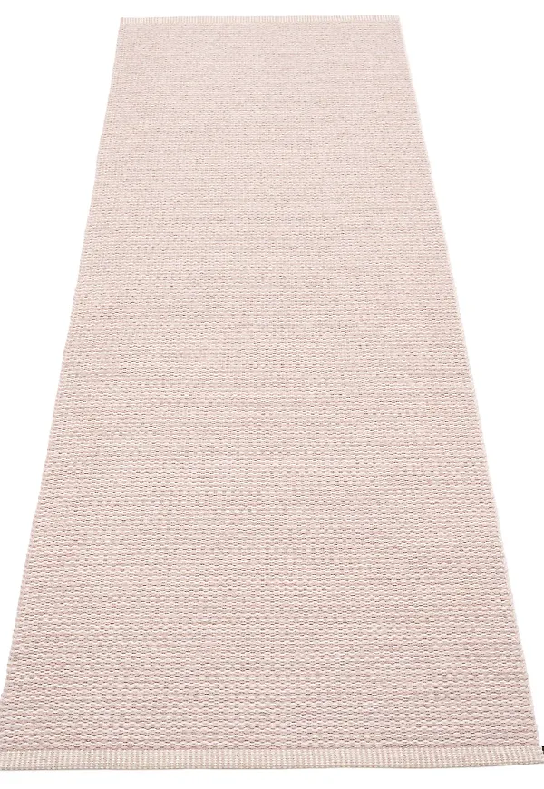 Utomhusmatta som passar perfekt till sommaren 2025!