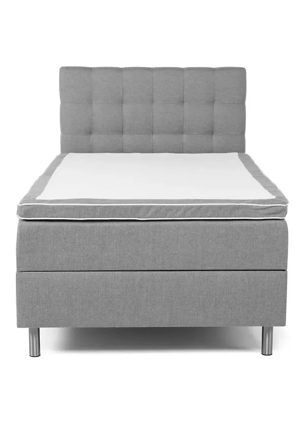 Trendig Säng som passar bra vid många olika tillfällen.