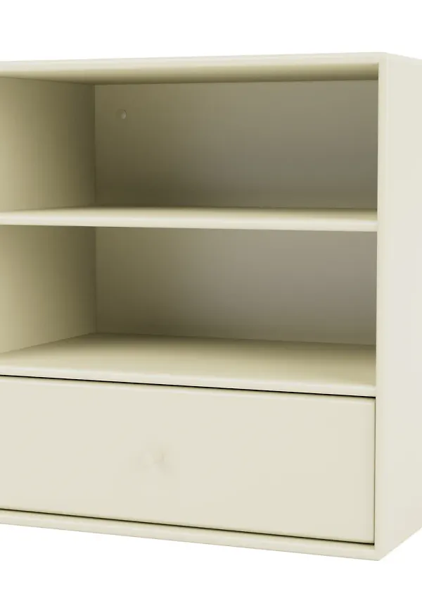 Skön Hylla som passar bra vid många olika tillfällen.