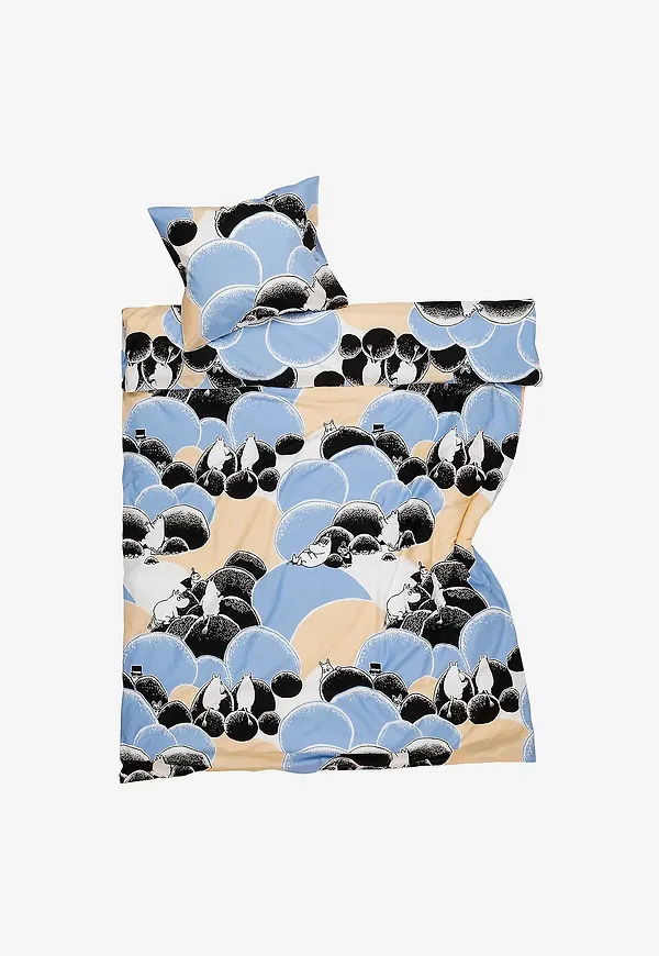 Otroligt fin sängkläder i flerfärgat från Moomin Arabia.