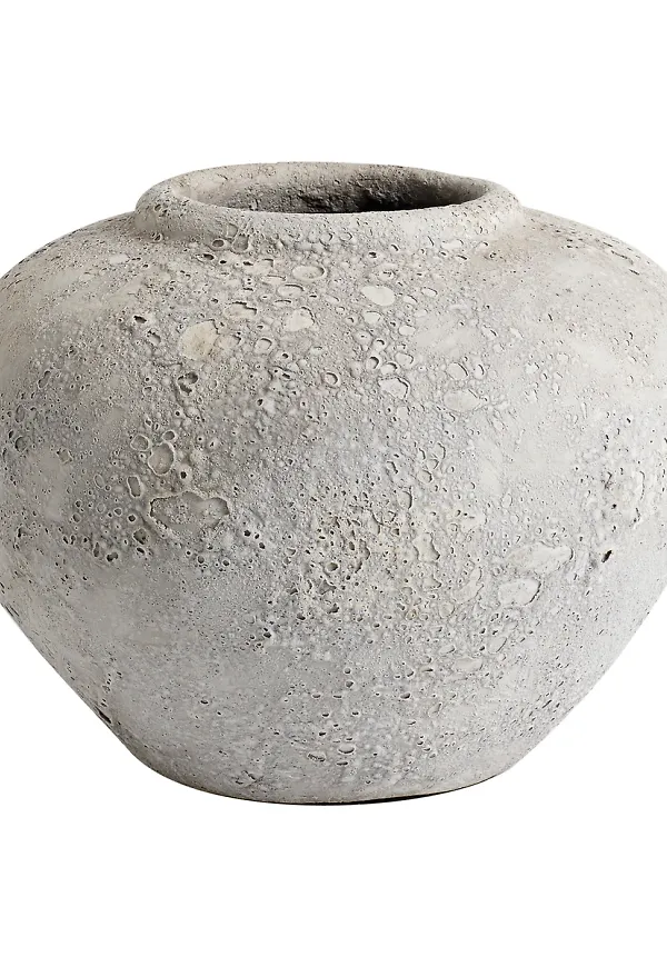 Supersnygg grå kruka 2025 från Muubs.