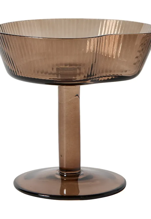 Brun Muubs-cocktailglas i vacker modell.