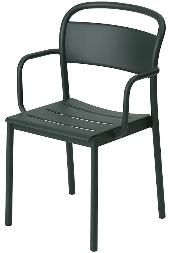 Fantastiskt fin Stol som passar bra vid många olika tillfällen.