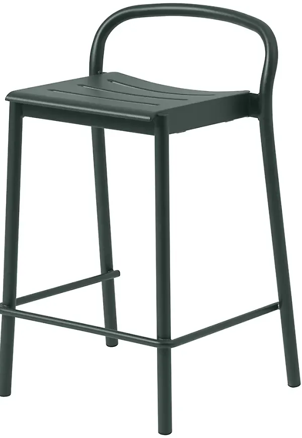 Snygg Stol som passar bra vid många olika tillfällen.