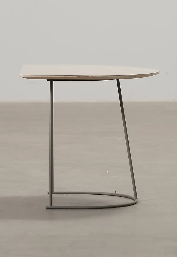 Vacker sidobord 2025 från Muuto.