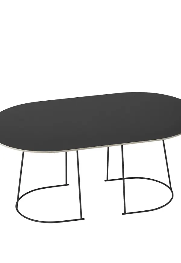 Svart Muuto-soffbord i smickrande modell.