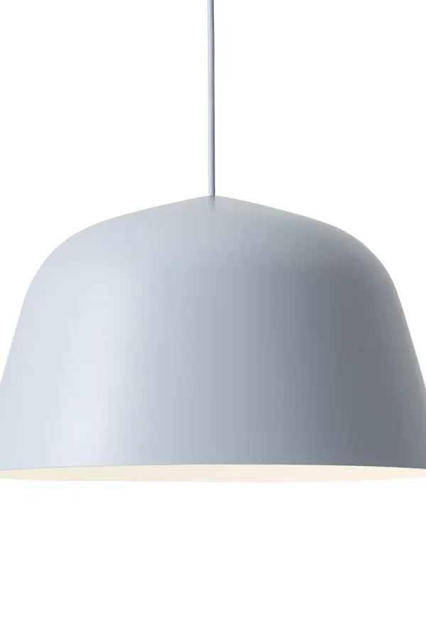 Stilriktig taklampa 2024 från Muuto.
