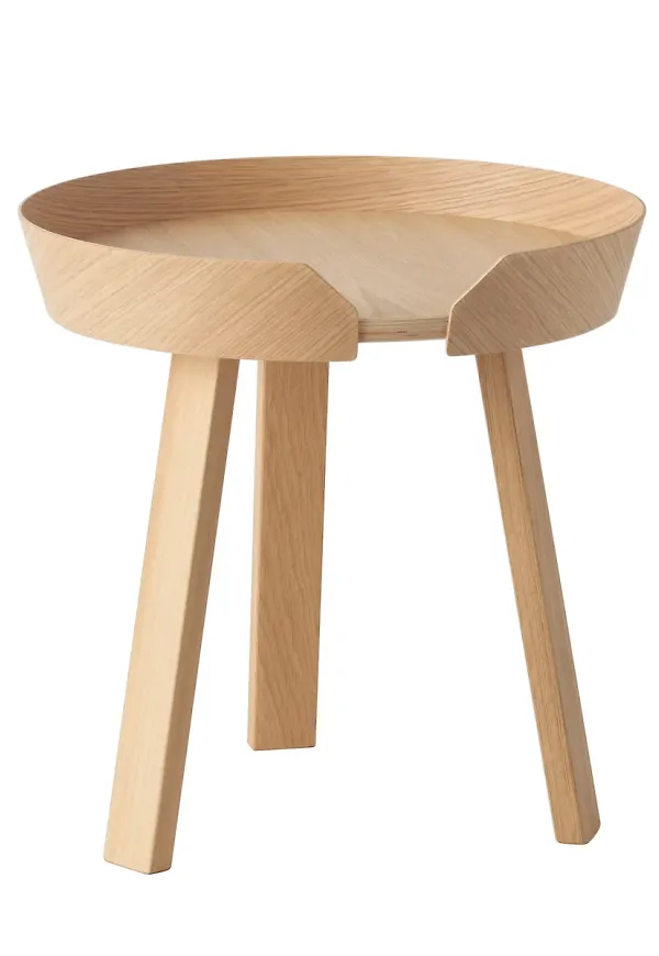 Brun Muuto-soffbord i smickrande modell.
