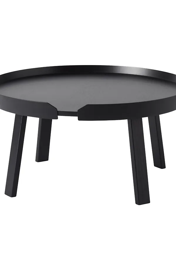 Svart Muuto-brickbord i elegant modell.