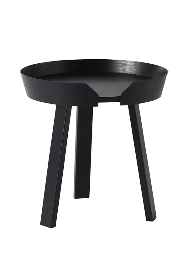 Stilriktig svart soffbord 2025 från Muuto.