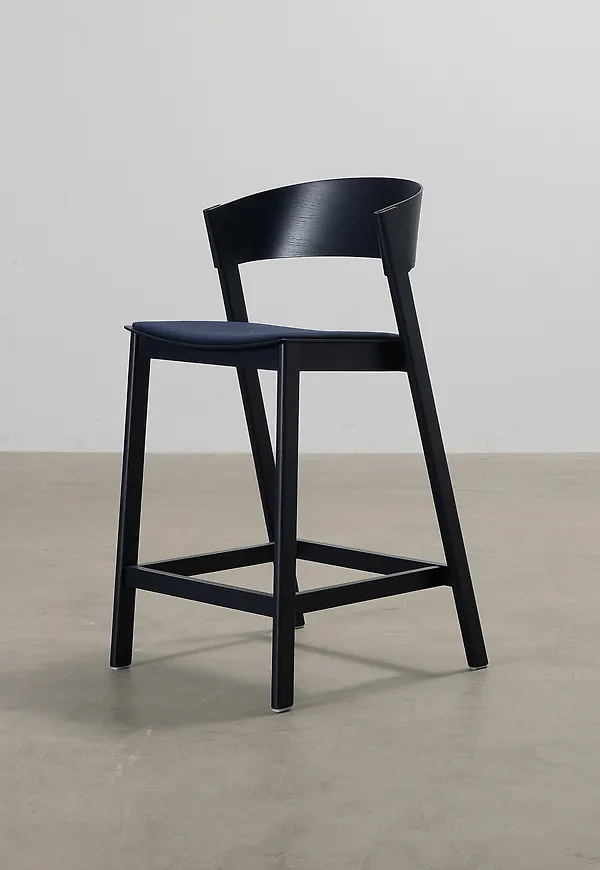 Stilriktig stol 2026 från Muuto.