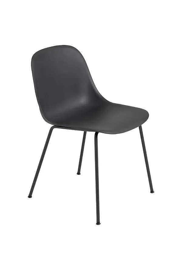 Smickrande svart stol 2026 från Muuto.