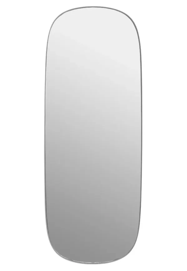 Grå Muuto-väggspegel i fin modell.