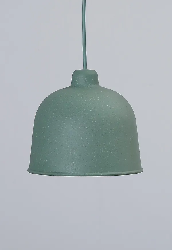 Modern grön lampa 2024 från Muuto.