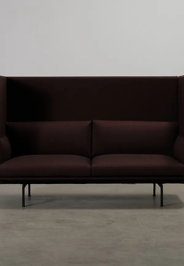 Fantastiskt snygg aluminiumsoffa 2025 från Muuto.