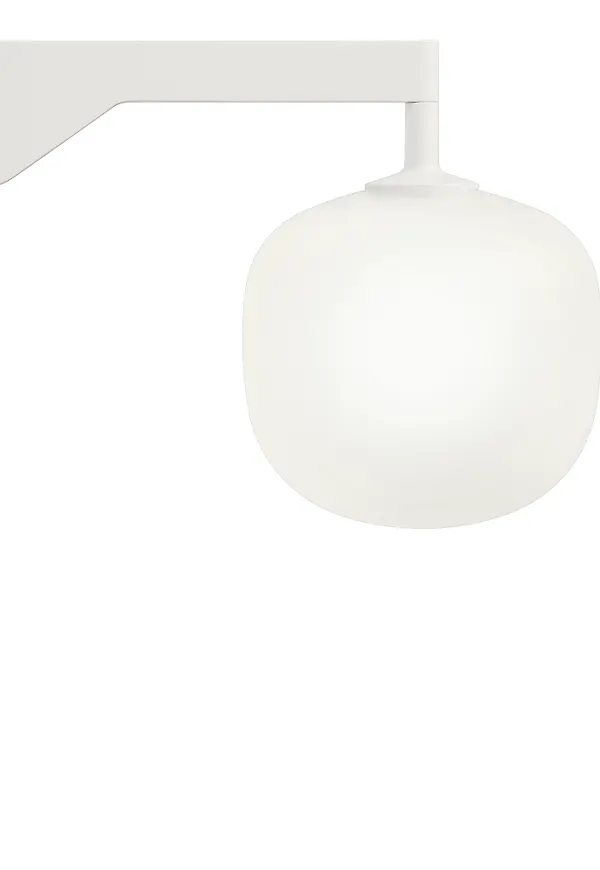 Riktigt fin vit lampa i aluminium från Muuto.