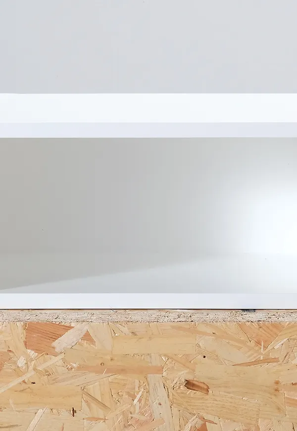 Elegant träram i vitt från Muuto.