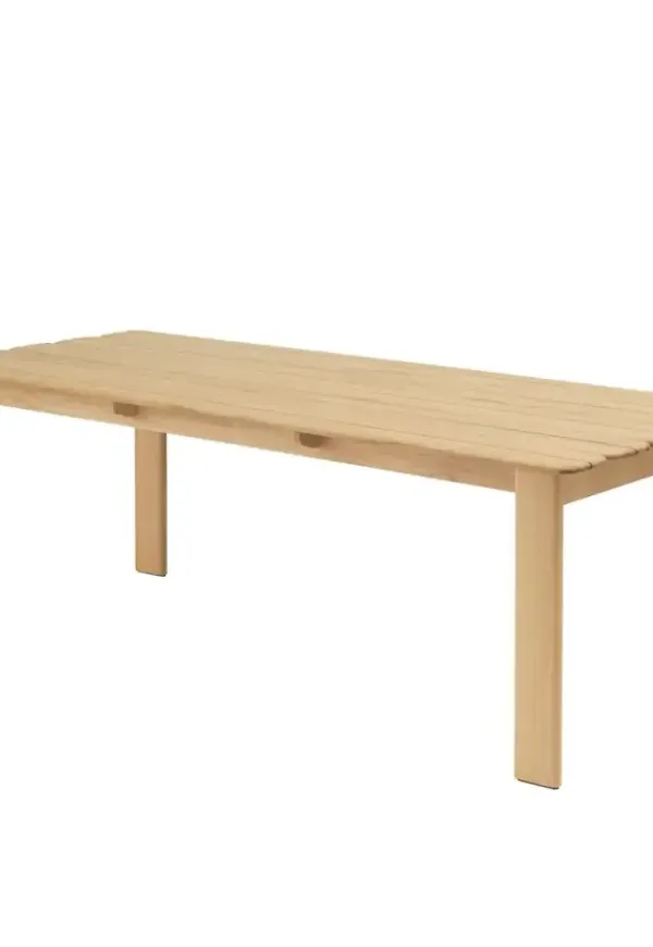 Otroligt snygg utebord i teak från Muuto.