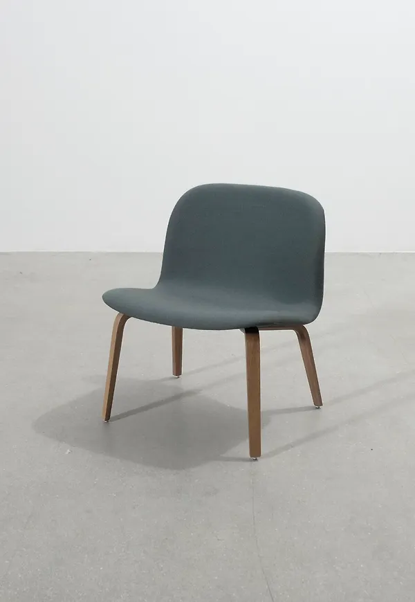 Muuto stol som passar perfekt till sommaren 2026!