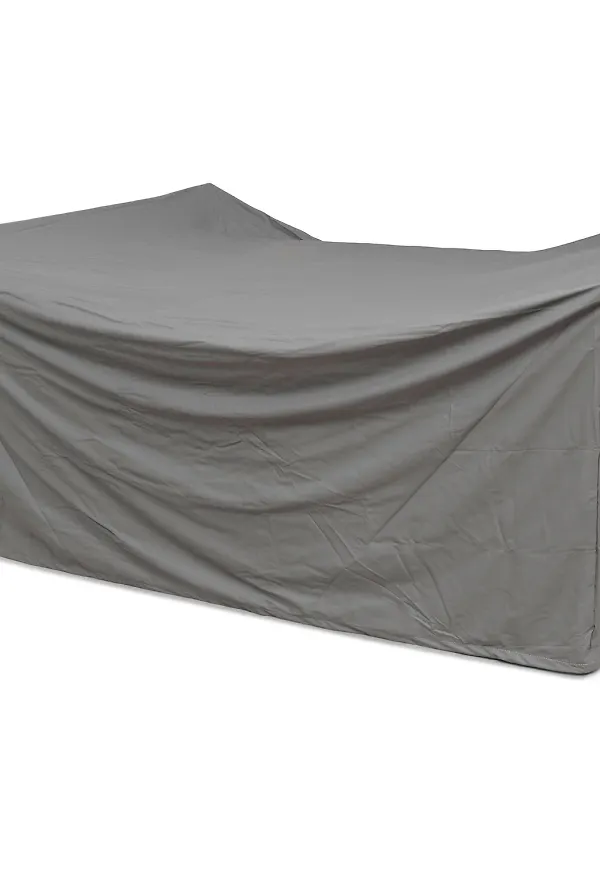 Trendig utemöbel 2025 från Hillerstorp.