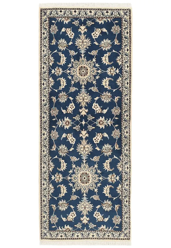 Vit Rezas-bomullsmöbel i skön modell.