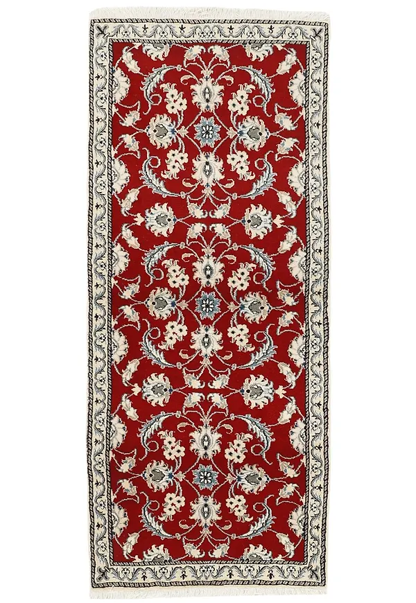 Klassisk beige möbel i ull från Rezas.