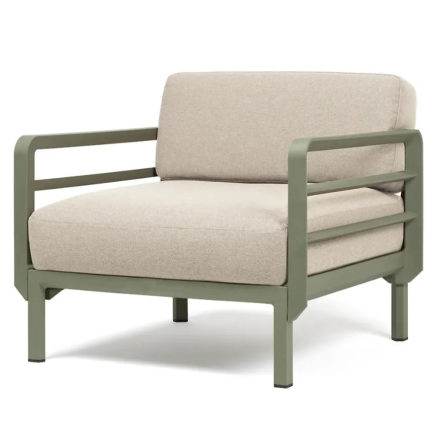 Vacker fåtölj 2025 från Nardi.