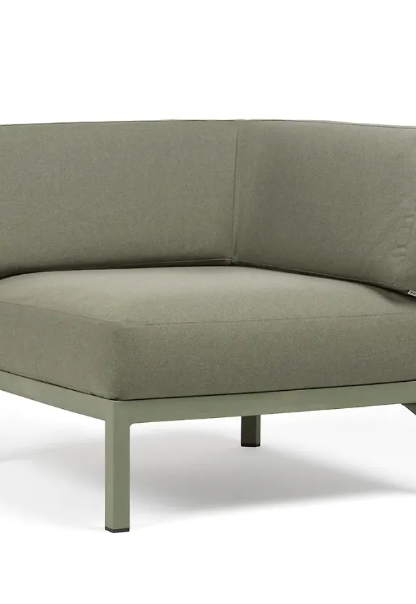 Moderiktig soffa 2025 från Nardi.