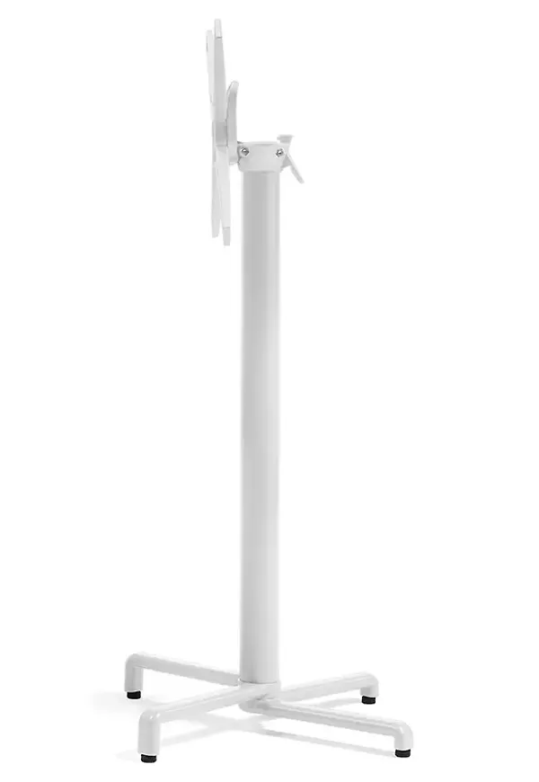 Elegant bord 2026 från Nardi.