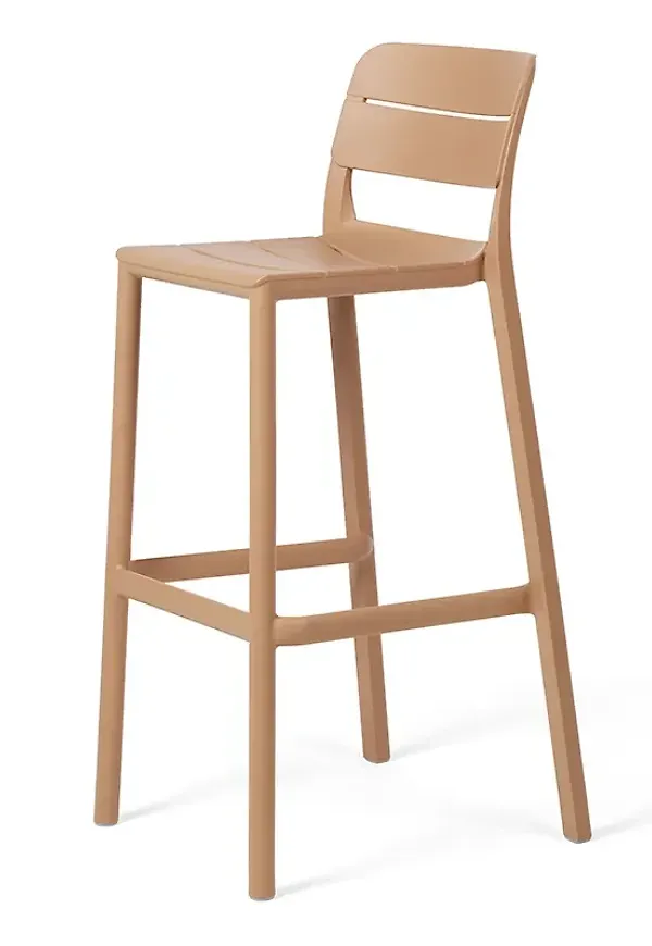 Moderiktig barstol 2026 från Nardi.