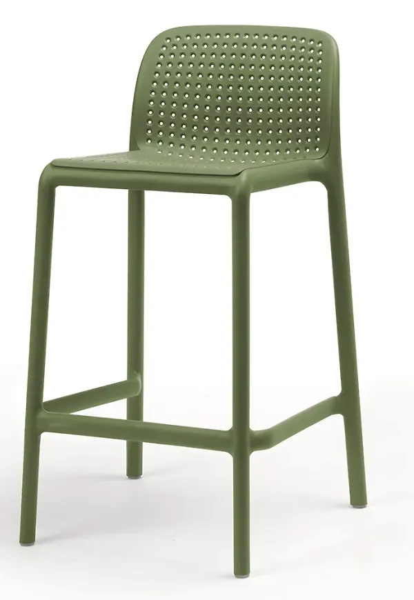 Skön Stol som passar bra vid många olika tillfällen.