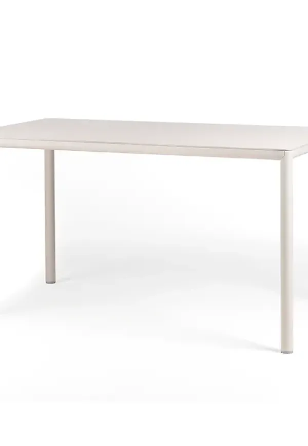 Klassisk bord 2026 från Nardi.