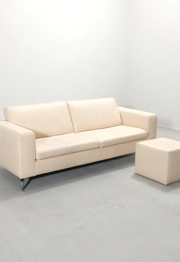 Supersnygg soffa i beiget från Natuzzi.