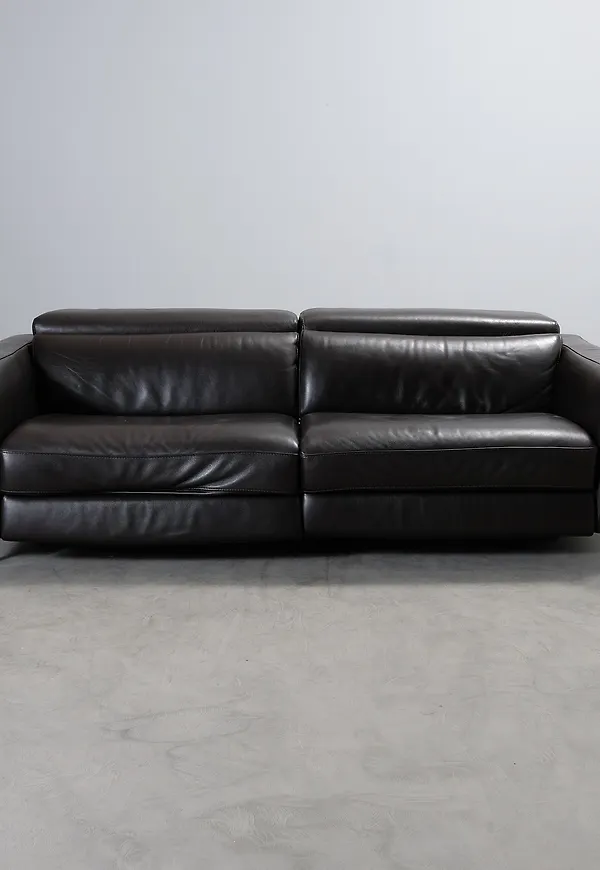 Riktigt fin lädersoffa 2025 från Natuzzi.