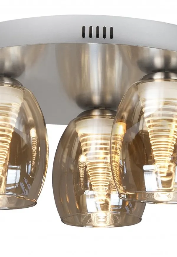 Elegant Lampa som passar bra vid många olika tillfällen.