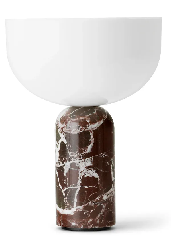 Riktigt fin röd lampa 2026 från New Works.