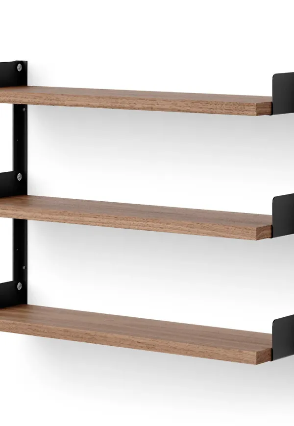 Smickrande hylla i svart från New Works.