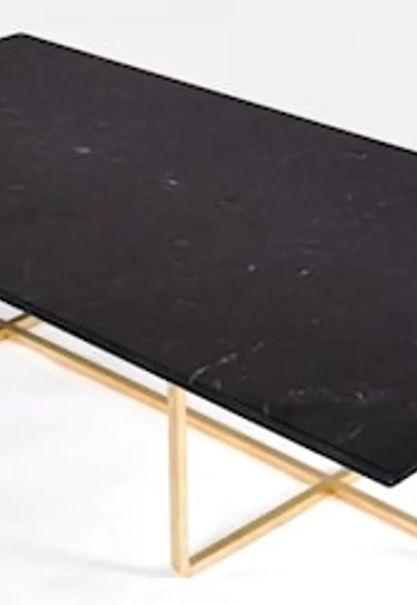 Snygg svart bord 2025 från OX DENMARQ.