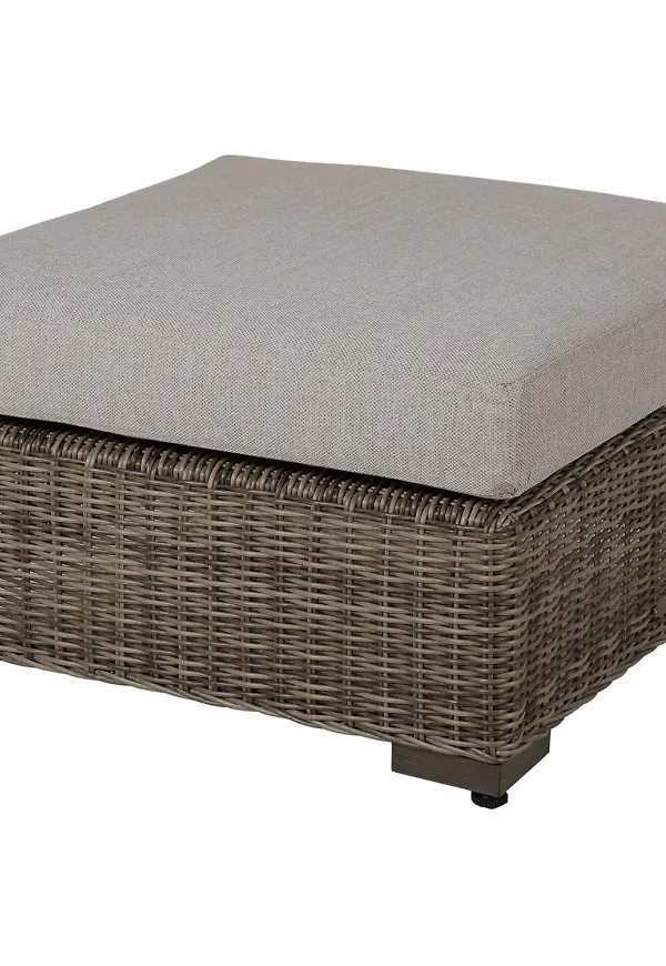 Elegant soffbord i beiget från Brafab.