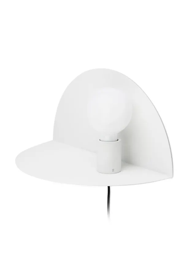 Mysig Lampa som passar bra vid många olika tillfällen.