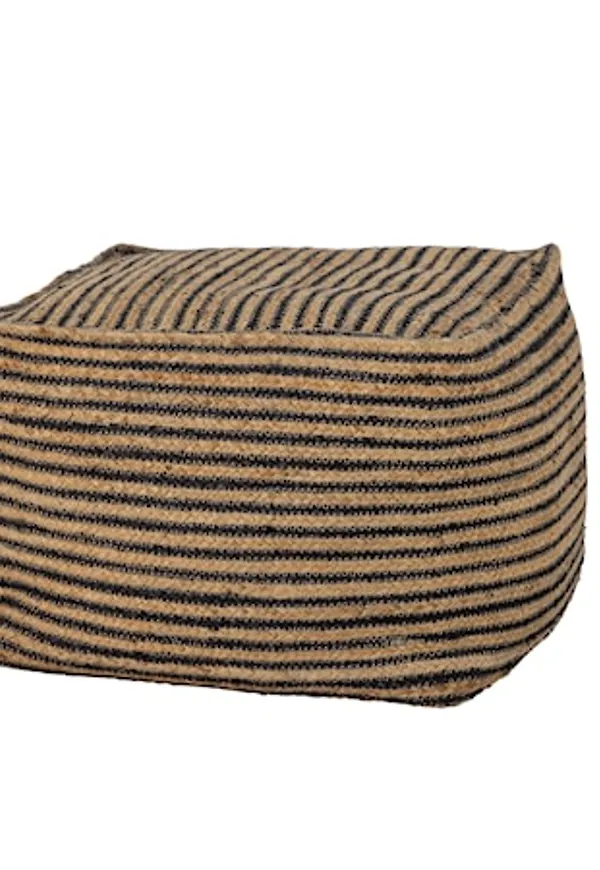 Moderiktig fåtölj i bomull från Bloomingville.