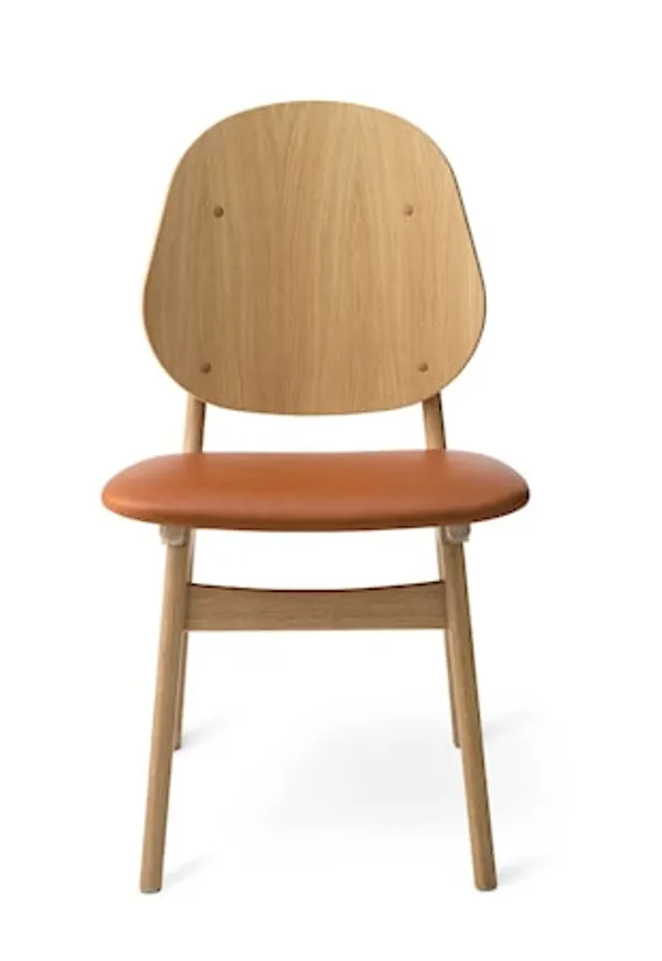 Superfin warm nordic stol i orange färg gjord i ek.