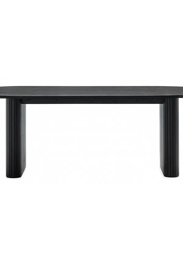 Snygg matbord i ek från No brand.