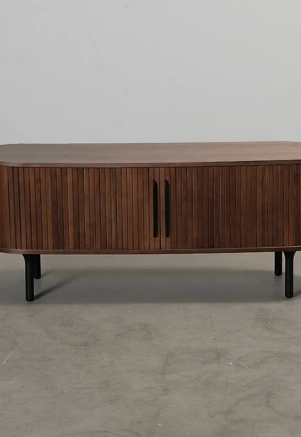 Exklusiv brun bänk 2025 från No brand.