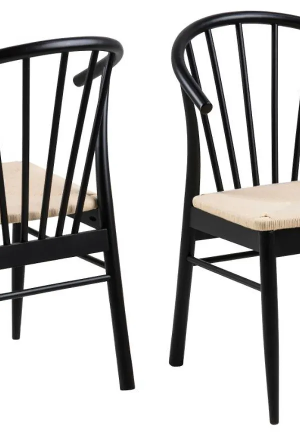 Trendig Stol som passar bra vid många olika tillfällen.