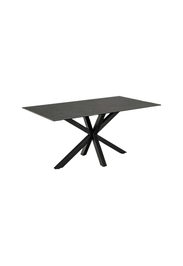 Svart NORDFORM-bord i riktigt trendig modell.